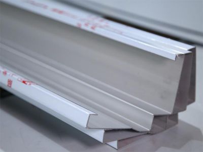 تصنيع ألواح معدنية